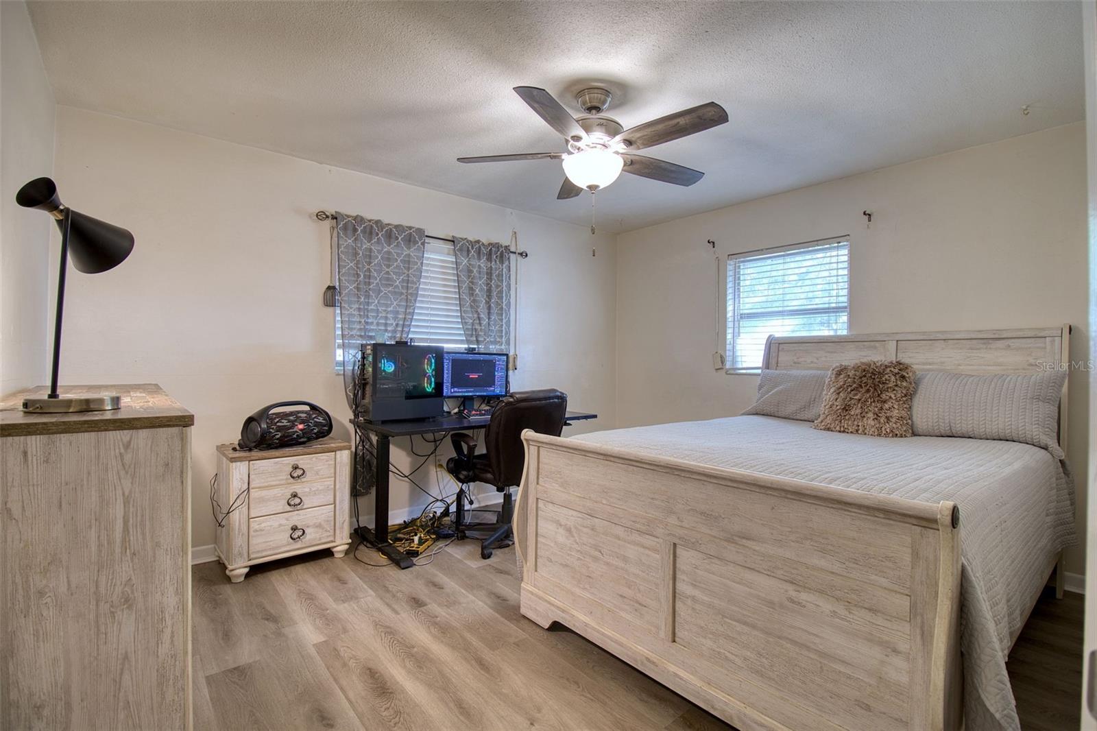 LAKESIDE TERRACE 1ST ADD - Residential