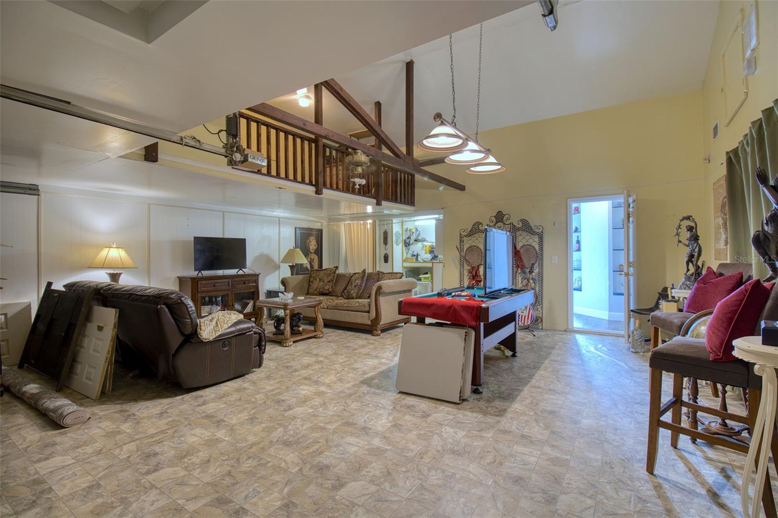 LAKESIDE TERRACE 1ST ADD - Residential