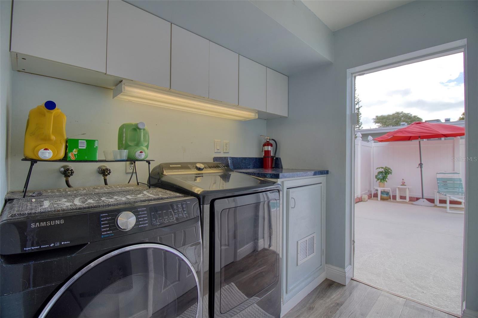 LAKESIDE TERRACE 1ST ADD - Residential