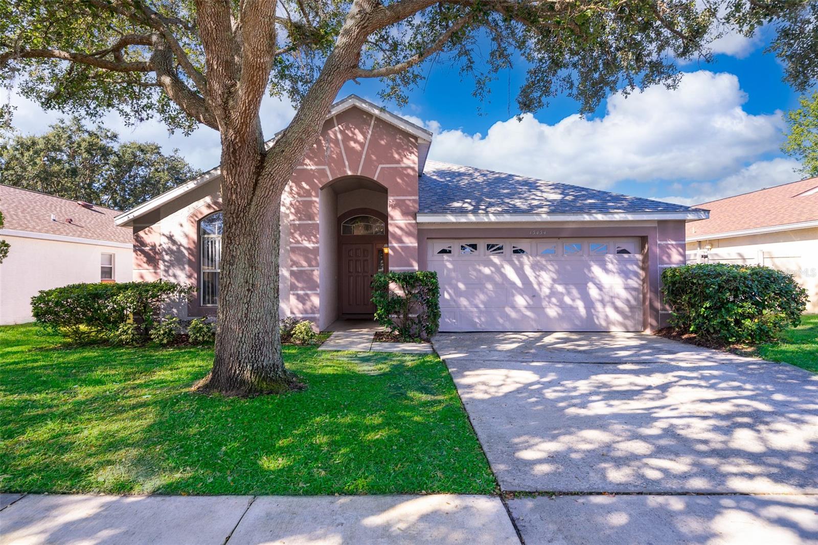 HUNTERS CREEK TR 430A PH 01 - Residential Lease