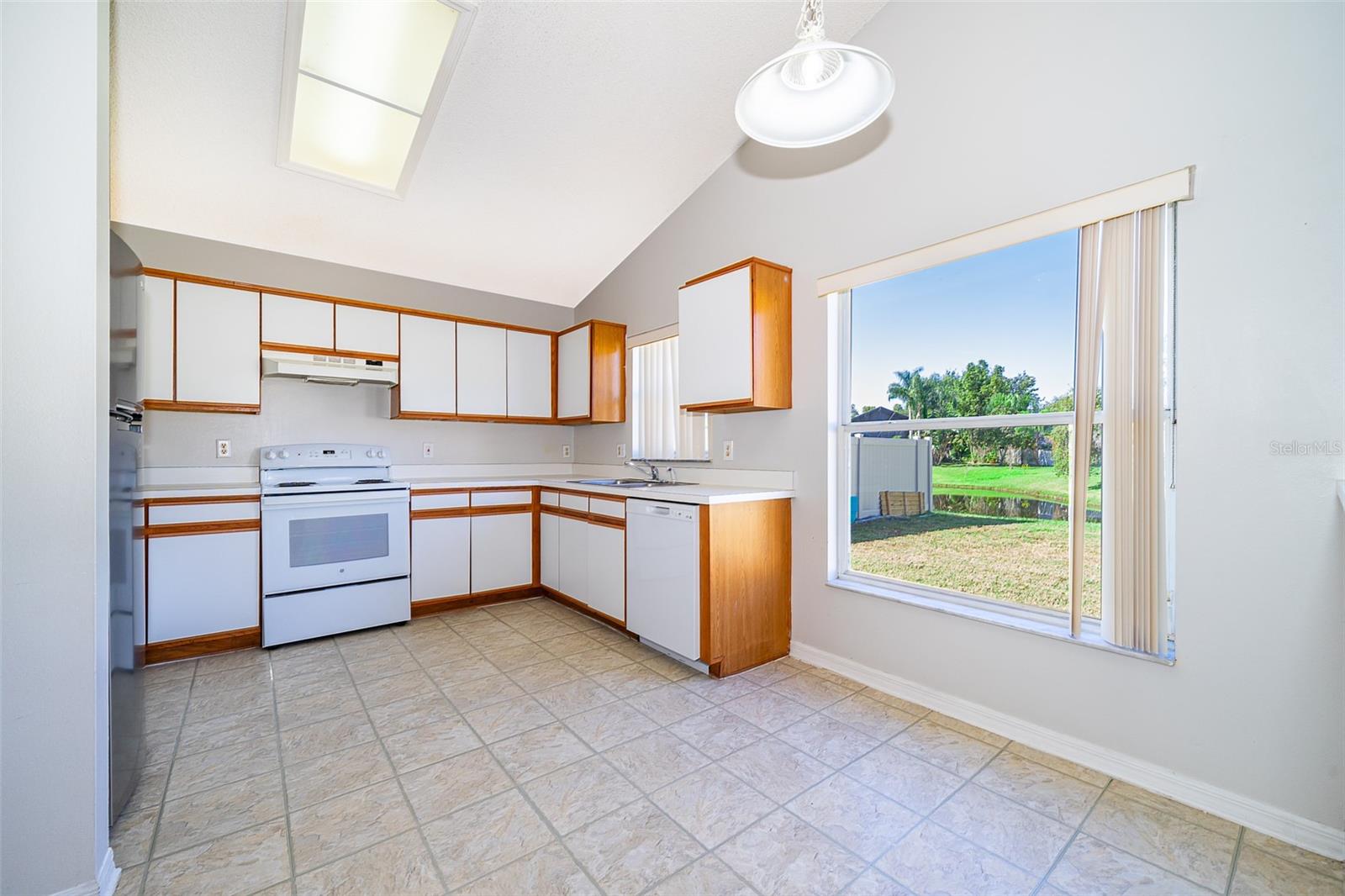 HUNTERS CREEK TR 430A PH 01 - Residential Lease