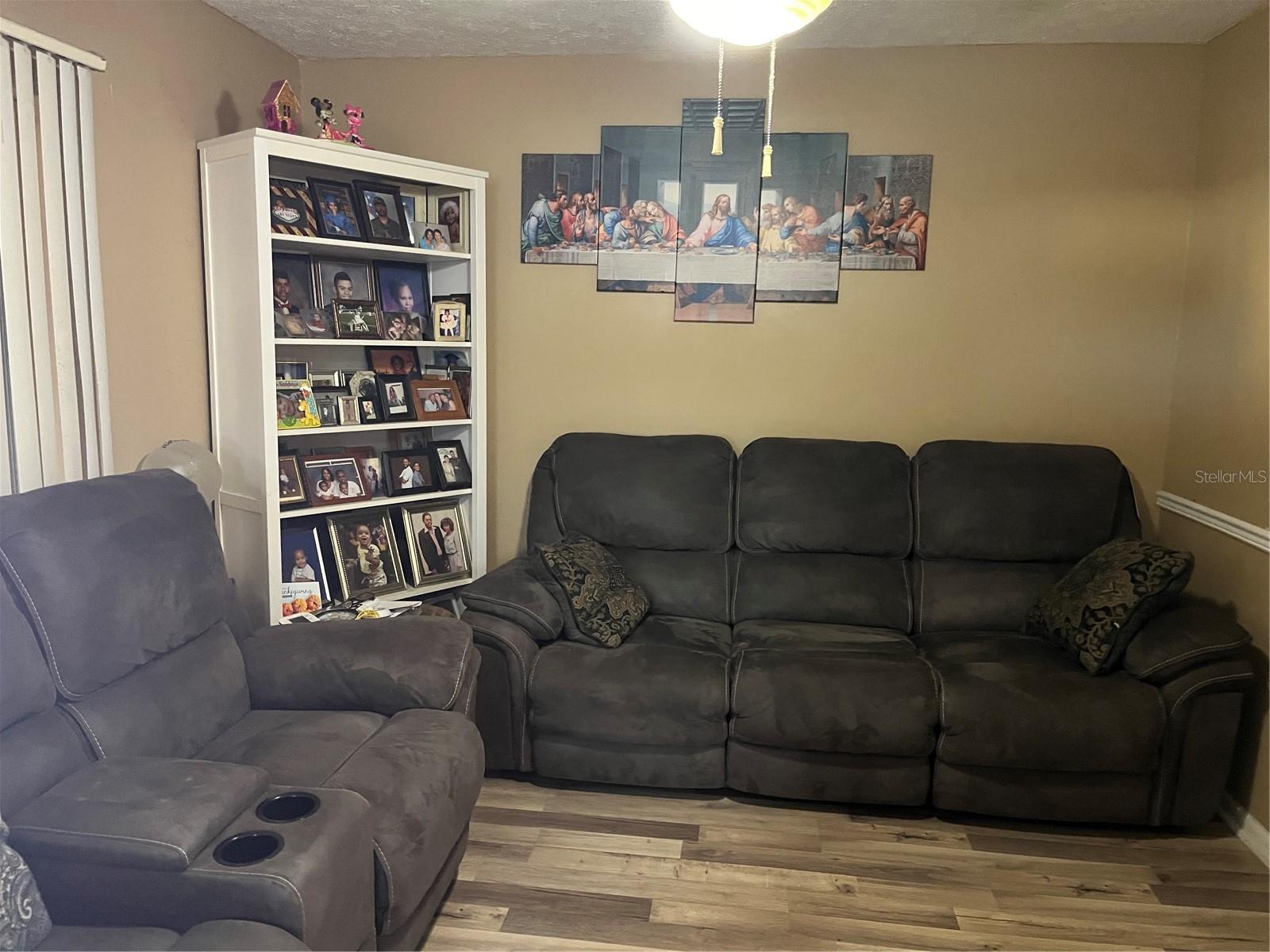 ELIZABETH COURT - Residential