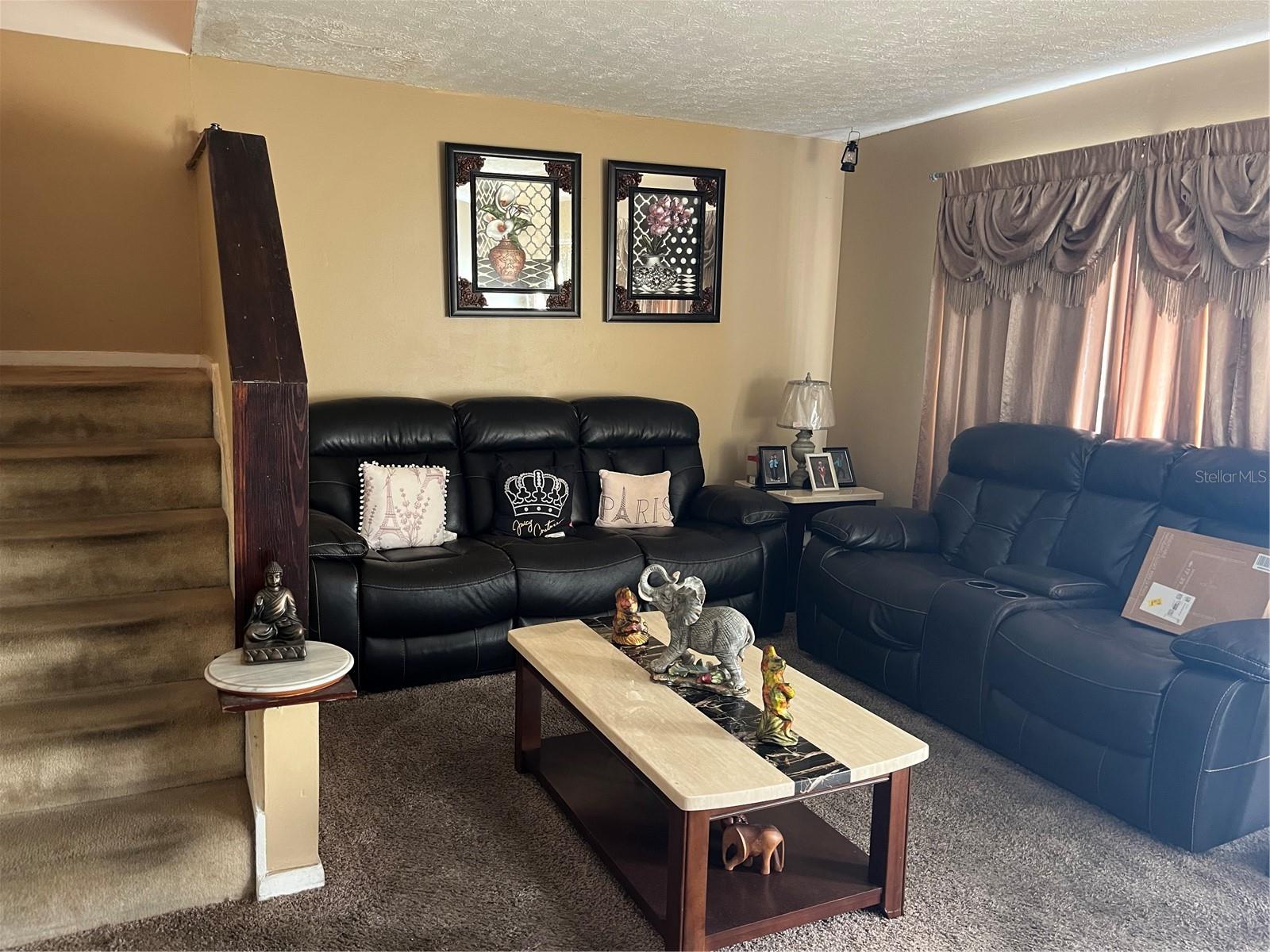 ELIZABETH COURT - Residential