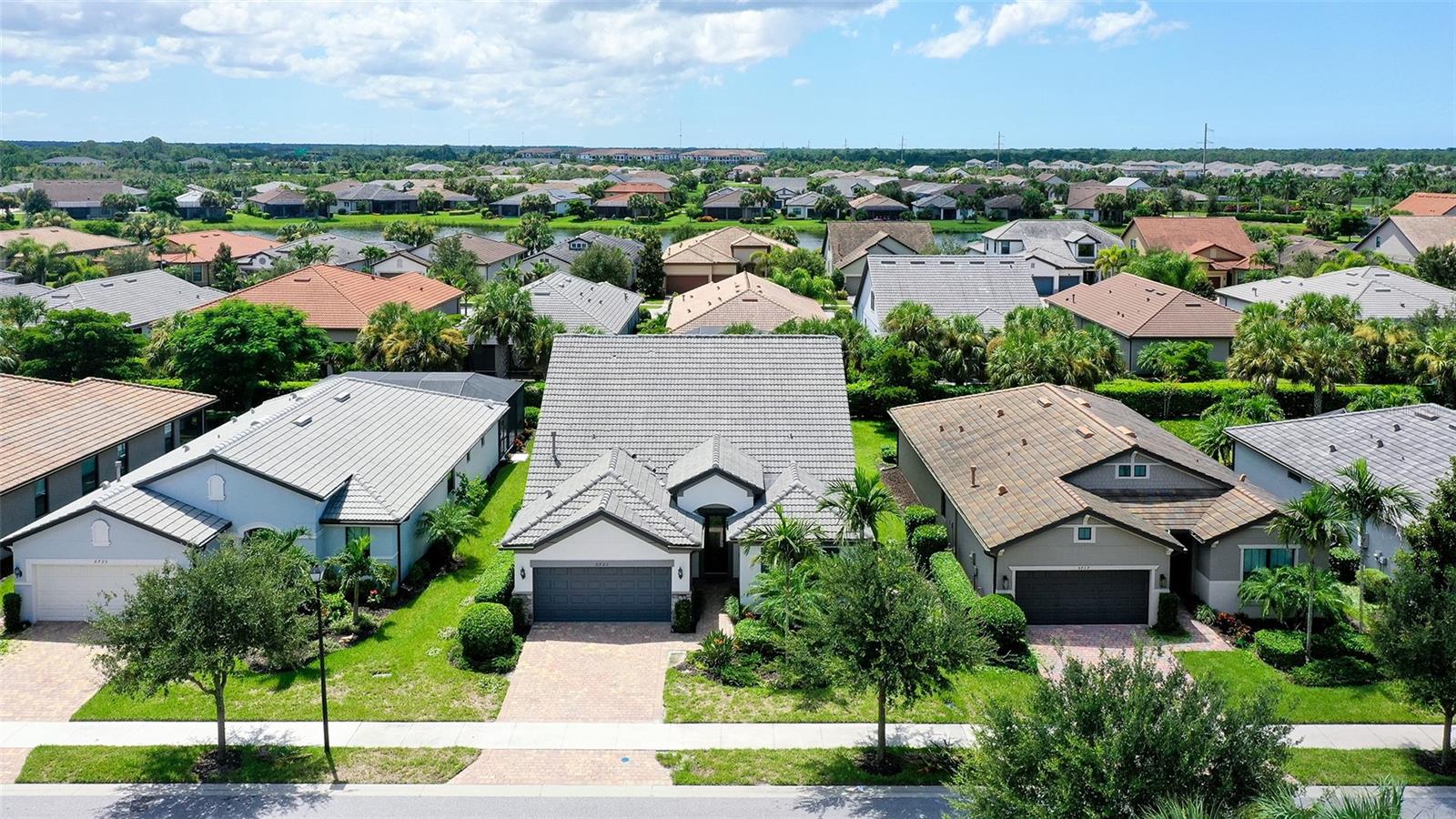 5721 SWEET LEAF WAY