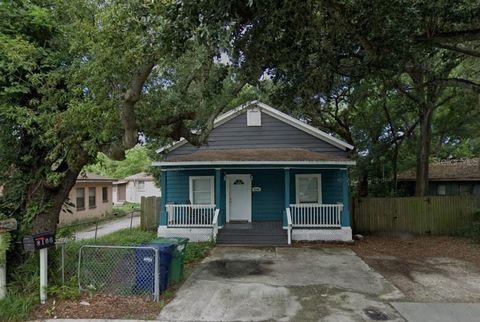 Photo of 8106 N Brooks Street, Tampa, FL 33604 (MLS # TB8429056)