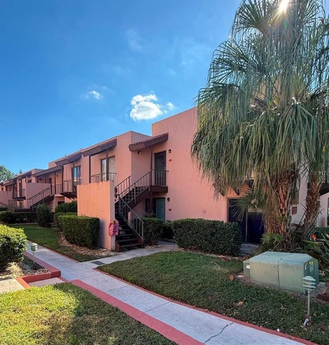 Photo of 227 La Casa #227, Lake Wales, FL 33898 (MLS # S5156298)
