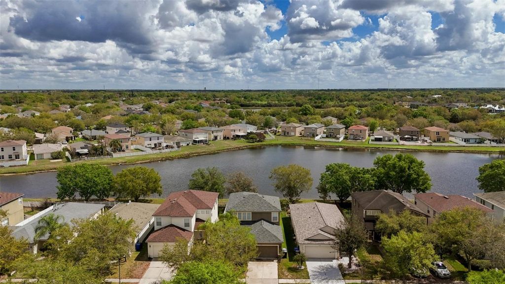 Photo of 7951 Carriage Pointe Drive, Gibsonton, FL 33534 (MLS # W7883994)