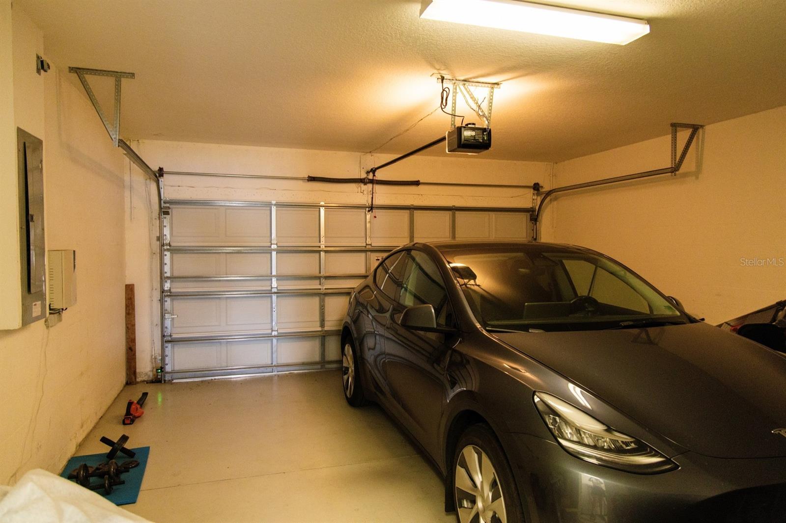 CARRIAGE POINTE PH 1 - Residential