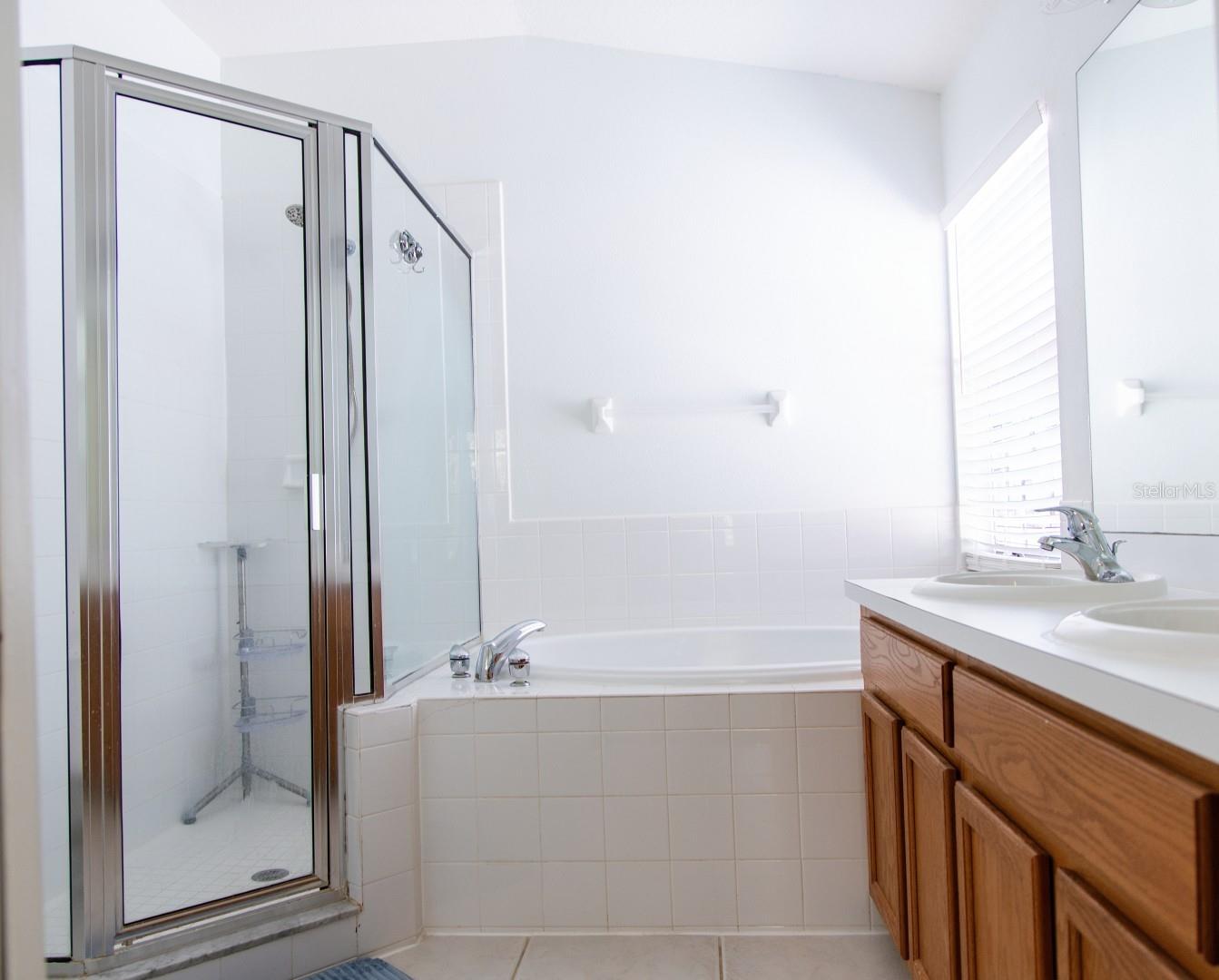 CARRIAGE POINTE PH 1 - Residential