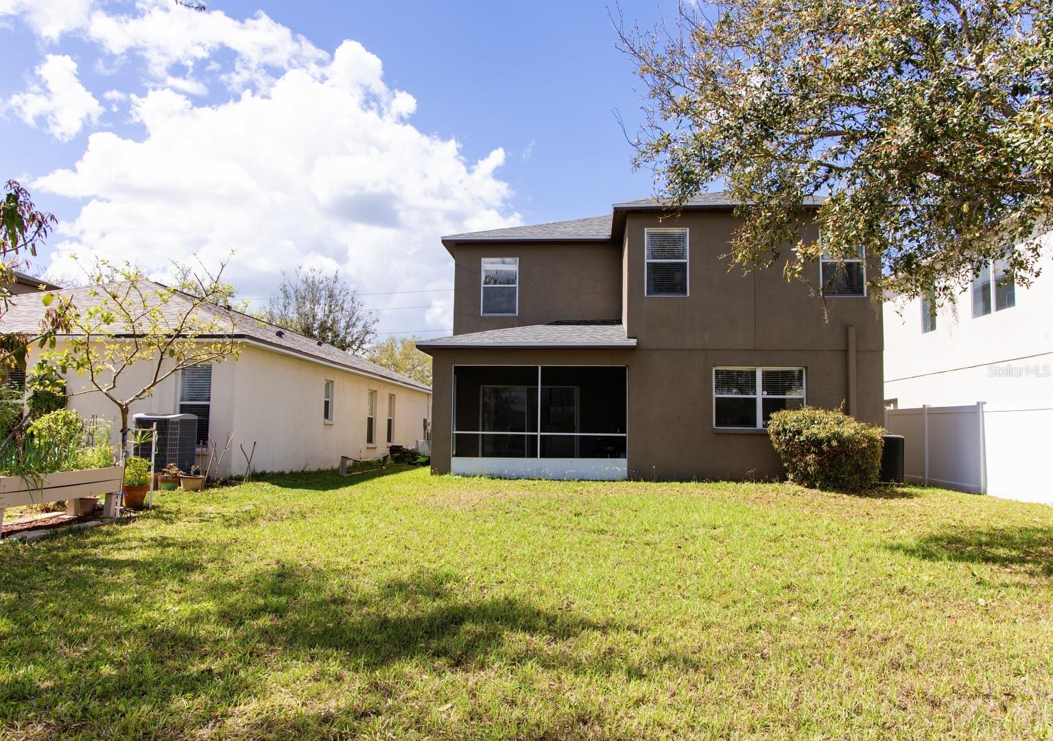 7951 CARRIAGE POINTE DRIVE