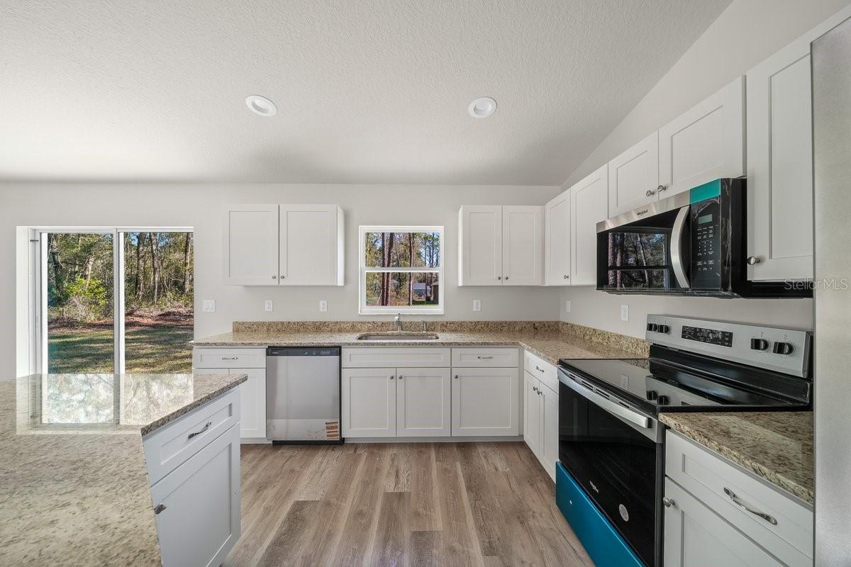 CITRUS SPGS UNIT 06 - Residential