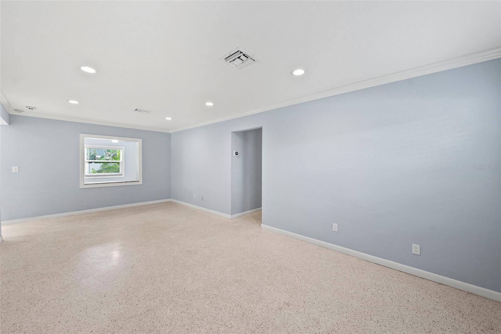 TOUSSIE TERRACE 1ST ADD - Residential Lease