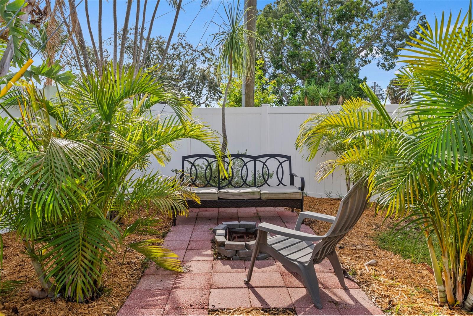 TOUSSIE TERRACE 1ST ADD - Residential Lease