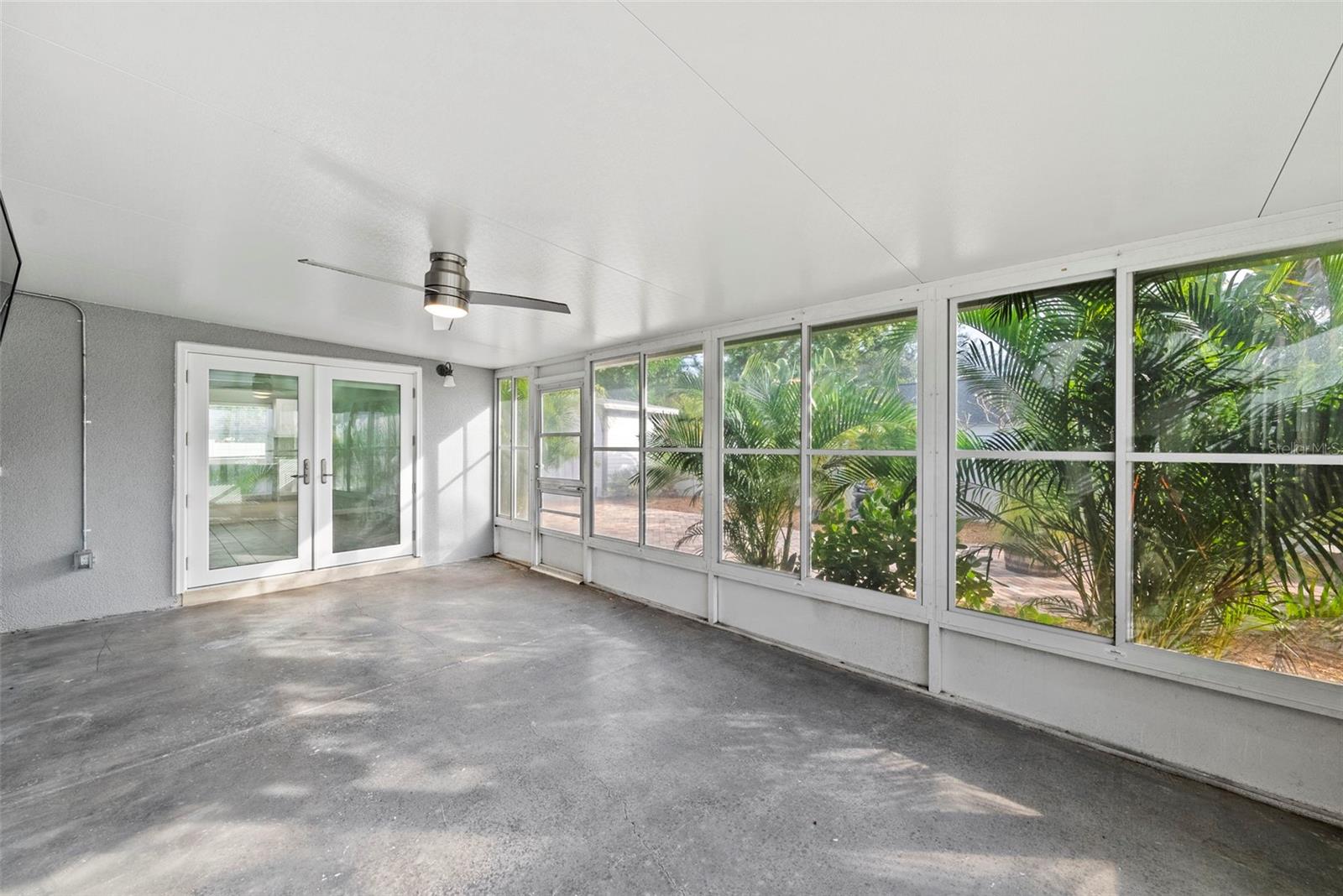 TOUSSIE TERRACE 1ST ADD - Residential Lease