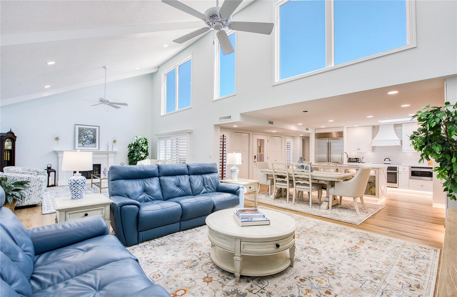 PELICAN CREEK VILLAGE CONDO - Residential