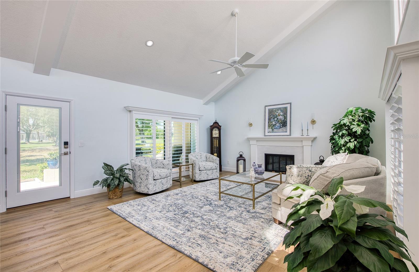 PELICAN CREEK VILLAGE CONDO - Residential