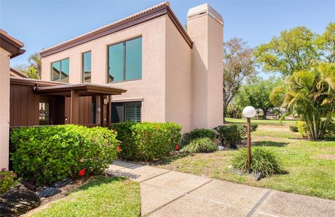 Photo of 1307 Pelican Creek Crossing #1307, St Petersburg, FL 33707 (MLS # TB8489927)