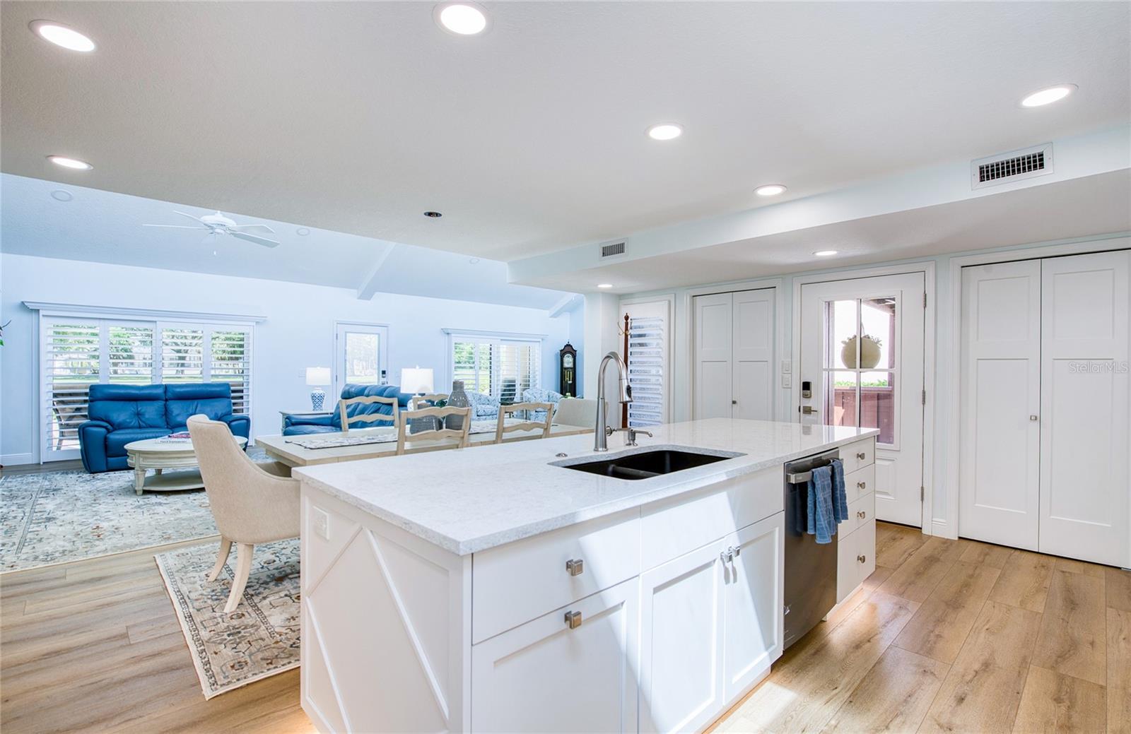 PELICAN CREEK VILLAGE CONDO - Residential