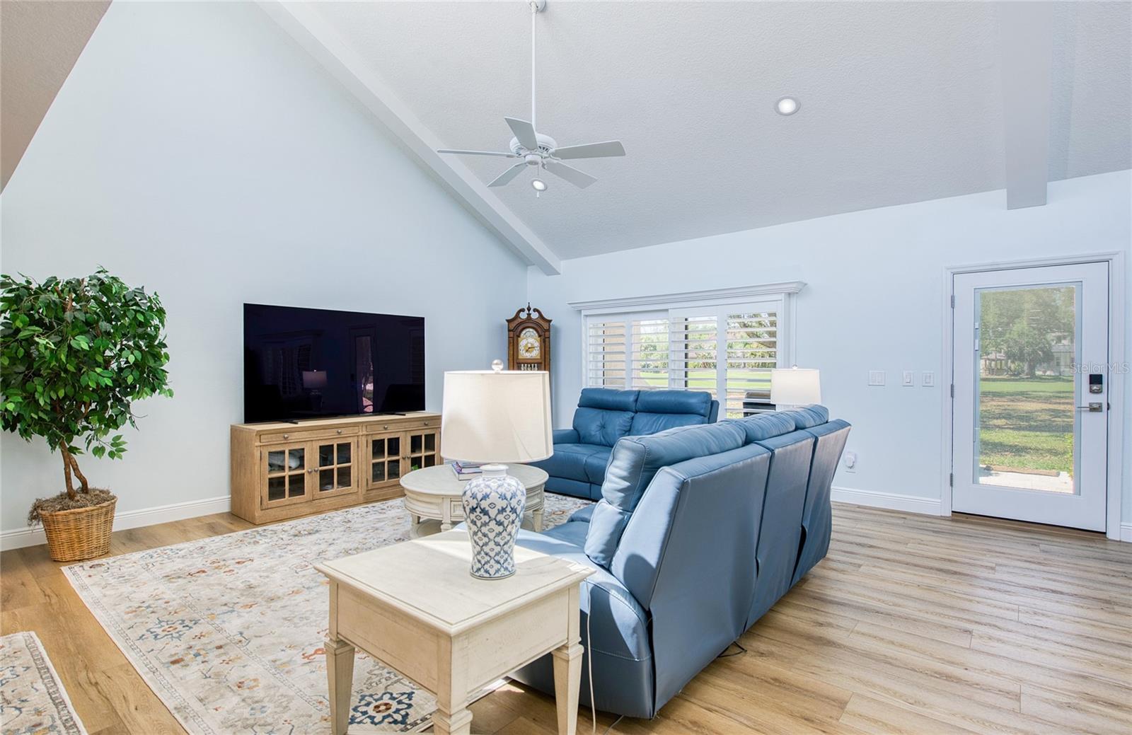 PELICAN CREEK VILLAGE CONDO - Residential