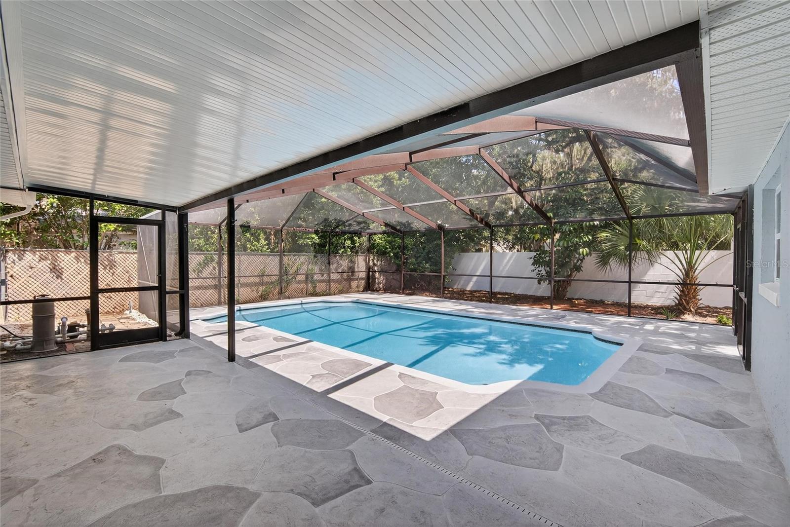 WOODBERY ESTATES FIRST ADDITIO - Residential