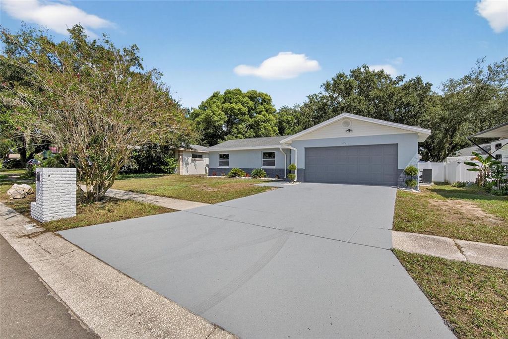 Photo of 1115 Bristolwood Street, Brandon, FL 33510 (MLS # TB8433845)