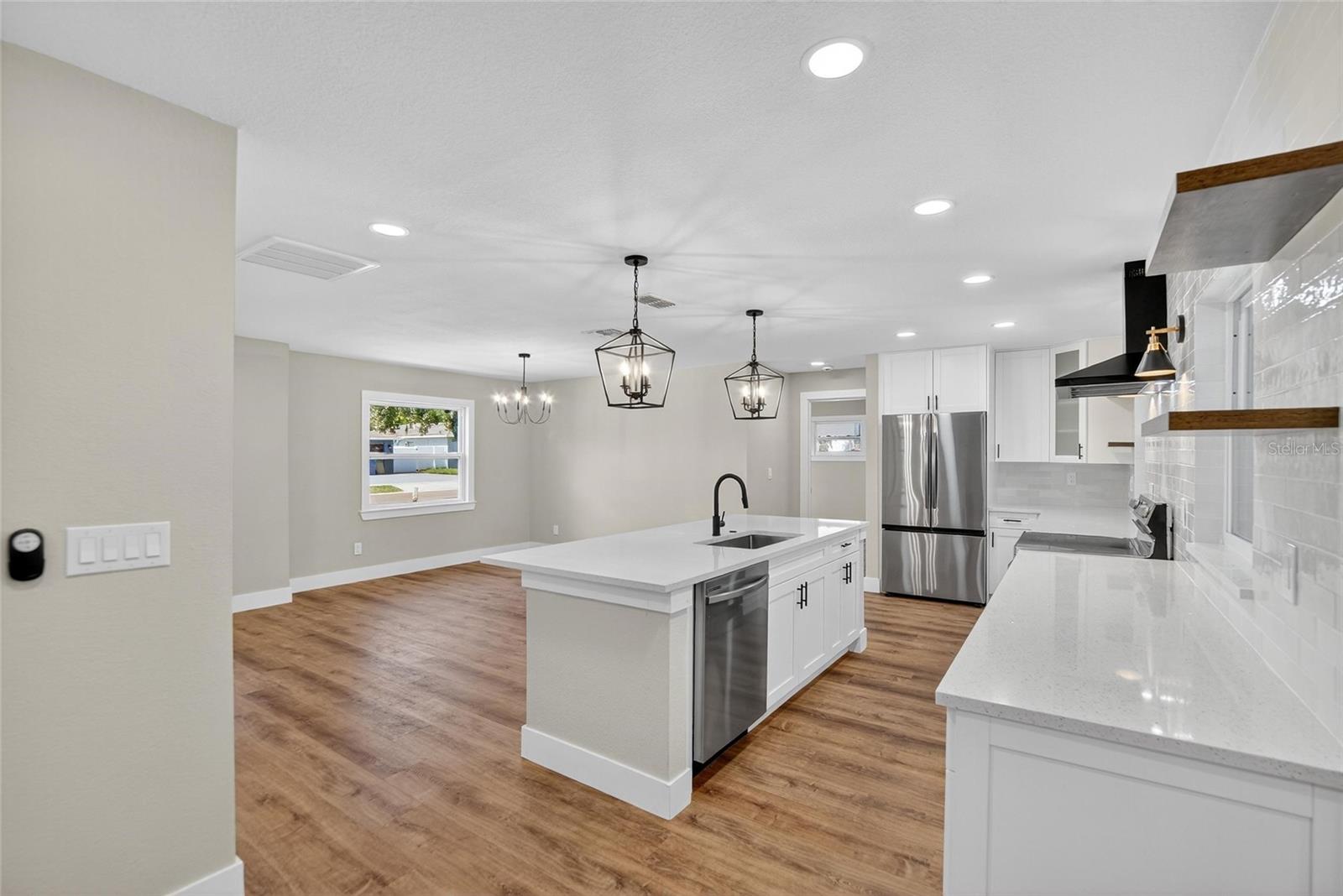 WOODBERY ESTATES FIRST ADDITIO - Residential