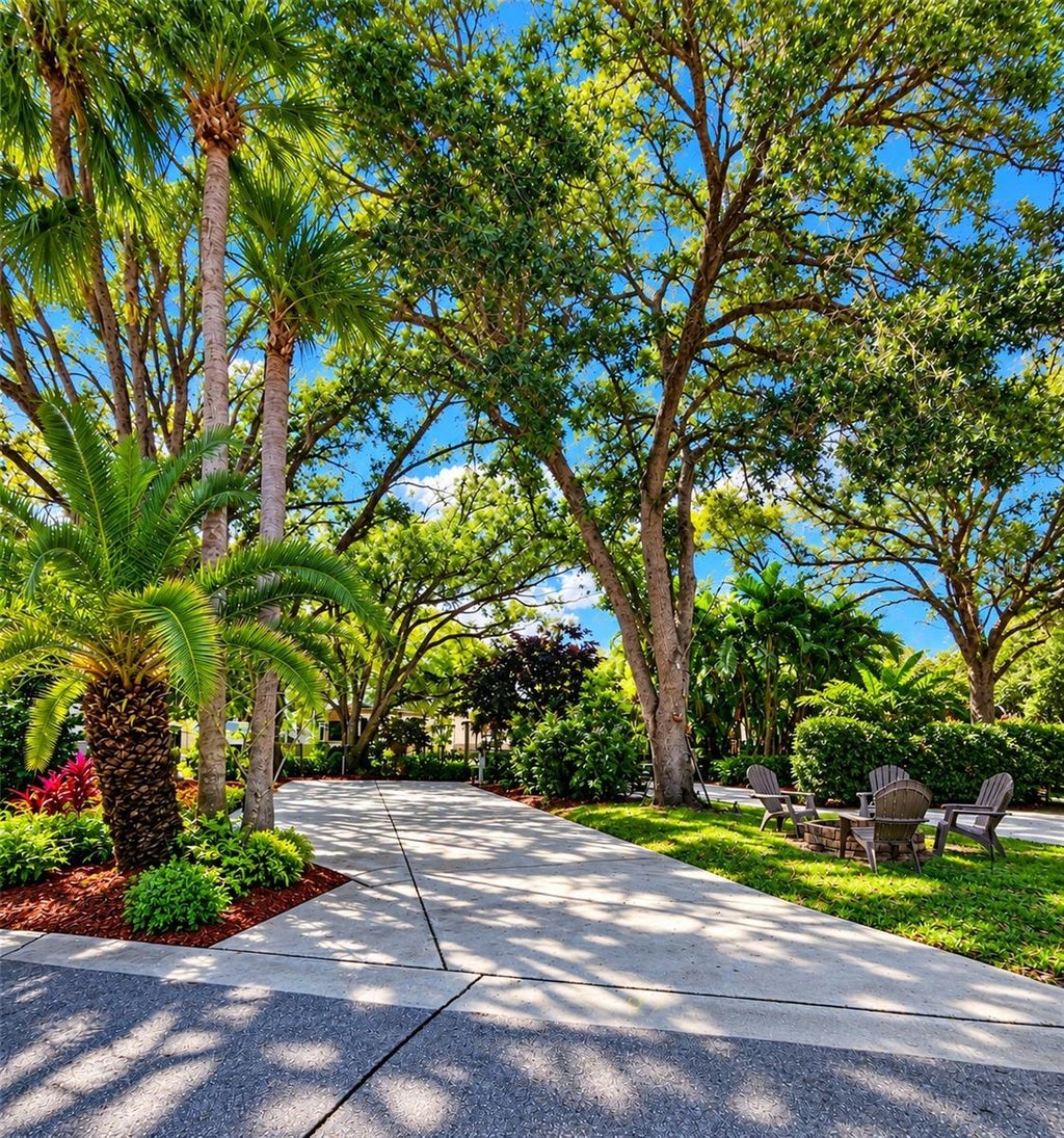 Photo of 207 Longhorn Drive, Lake Wales, FL 33867 (MLS # TB8555478)