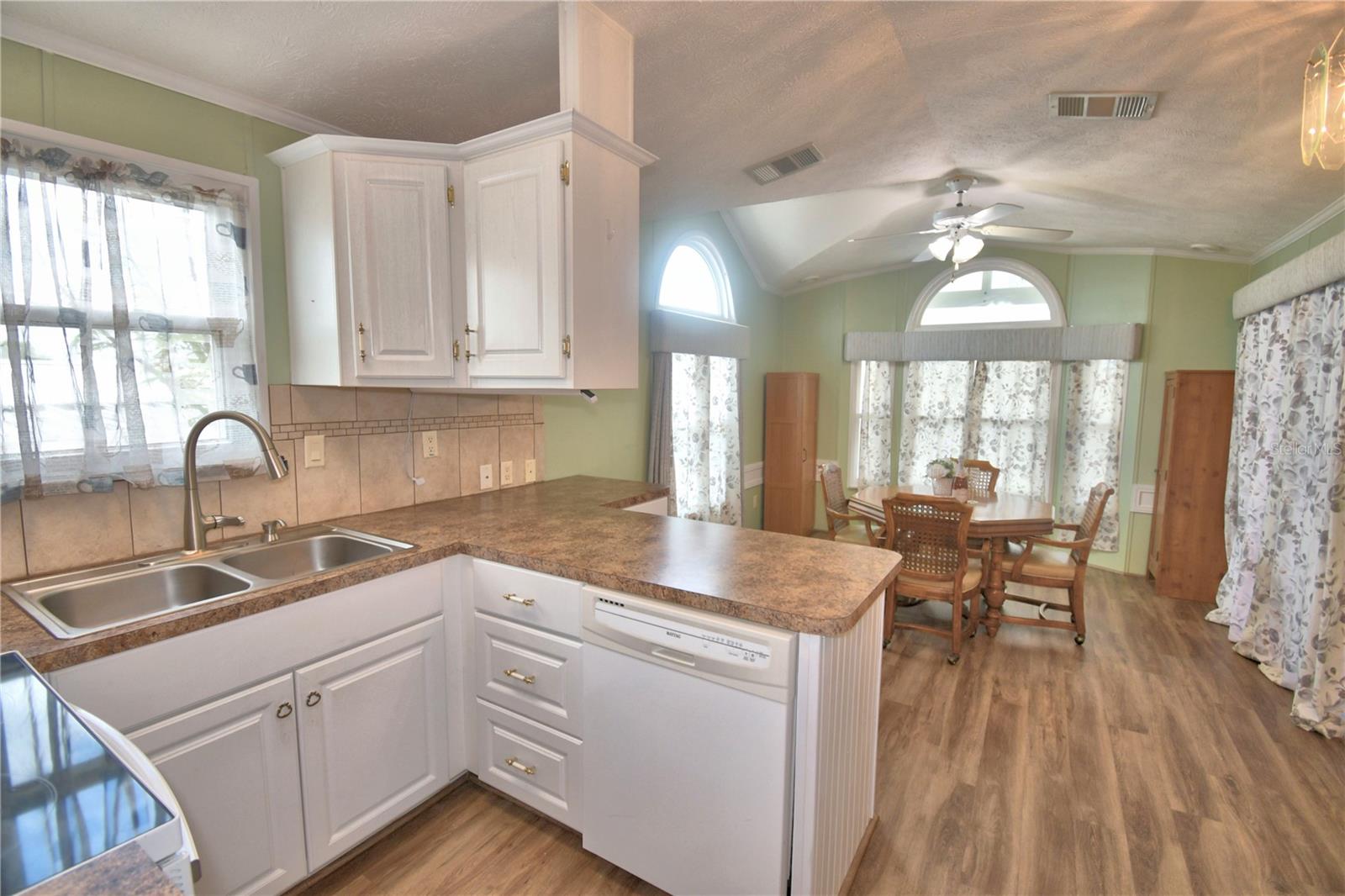 WEST VIEW RIDGE RESORTS INC - Residential