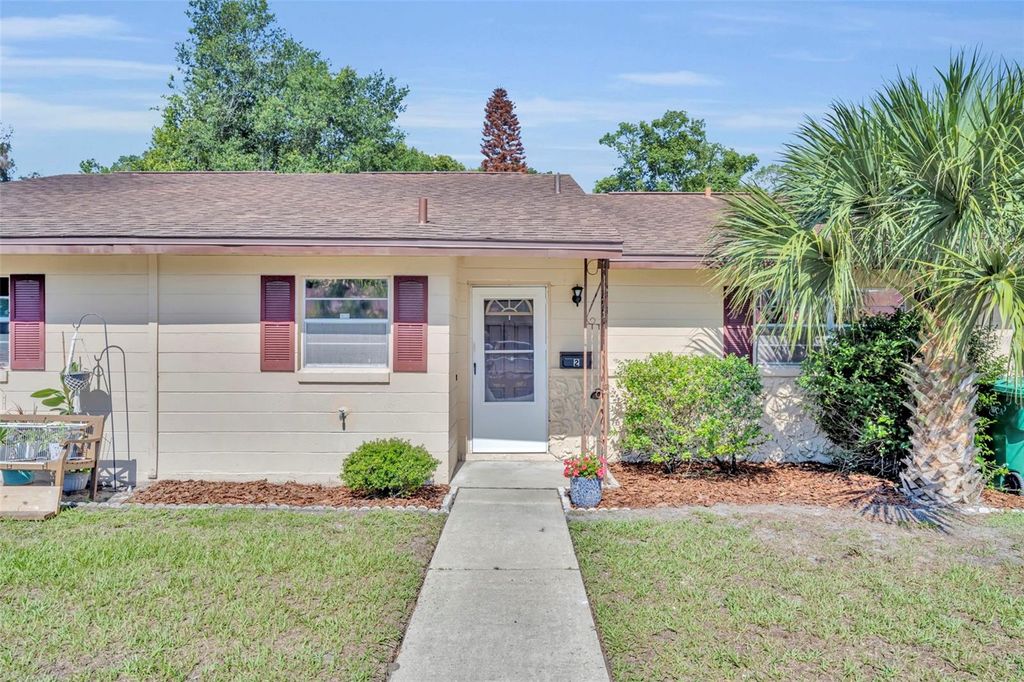 Photo of 2 Villa Villar Court #20, Deland, FL 32724 (MLS # O6408242)