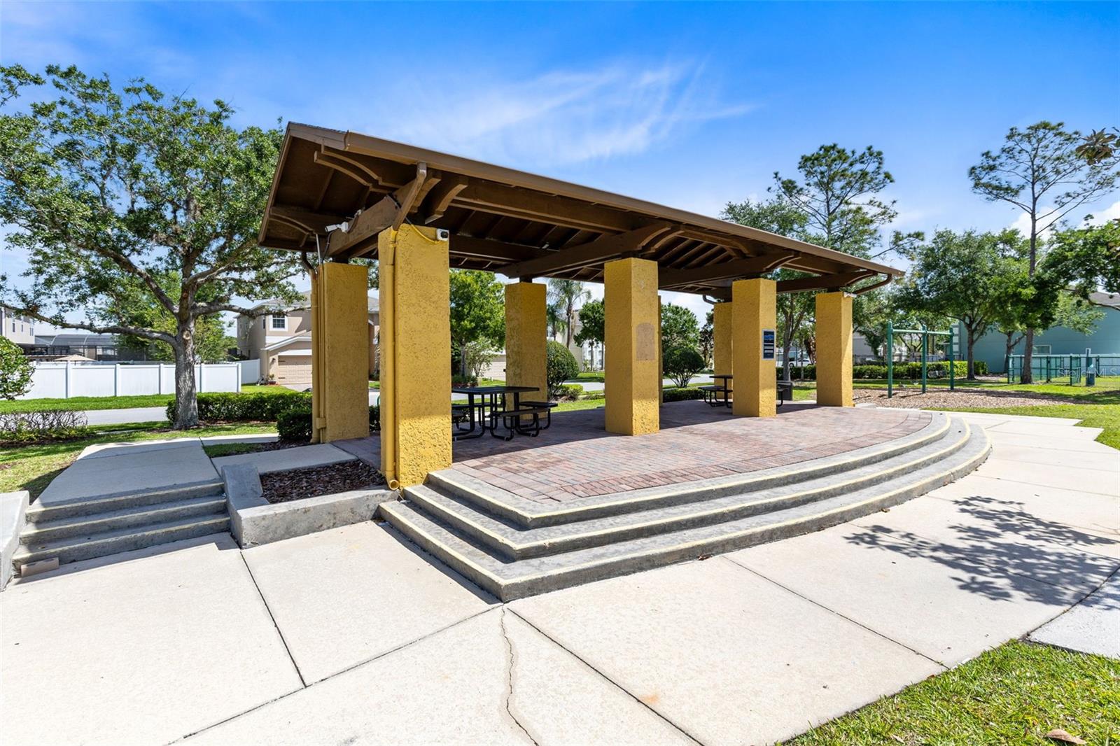 BELLA VIDA - Residential