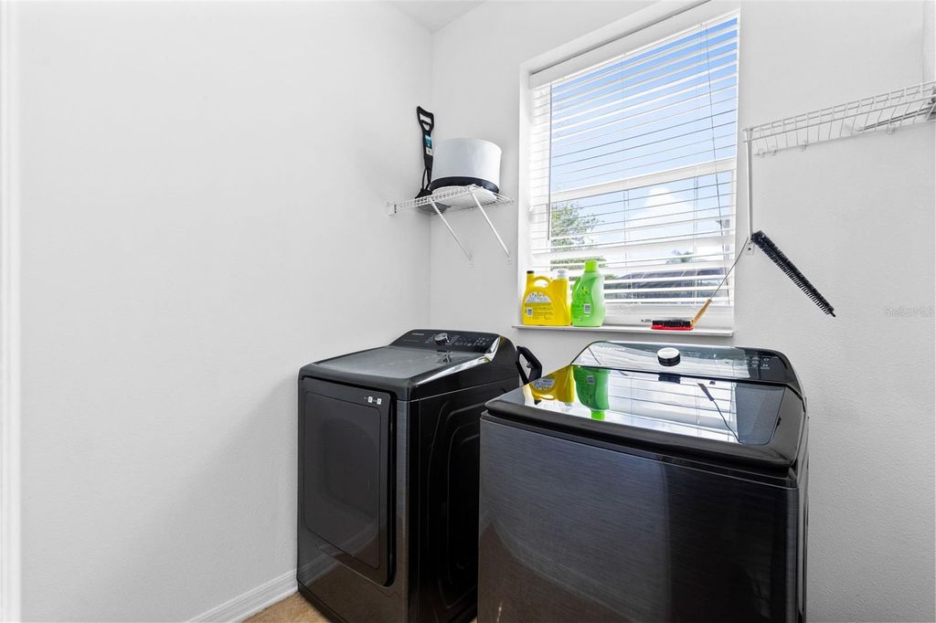 Photo of 529 Cortona Drive, Orlando, FL 32828 (MLS # O6403308)