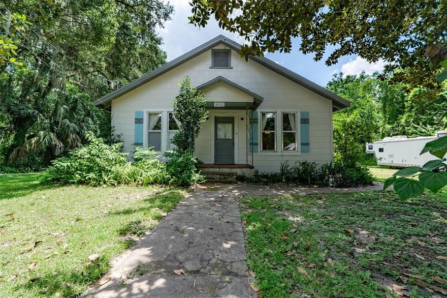 SELLER IS MOTIVATED! BRING REASONABLE OFFERS!
Charming, 1915 historical home with .89 acre in Floral City, Florida! Step back in time and embrace the timeless charm of this beautifully preserved home. This rare two bedroom two bath residence offers the perfect blend of old world character and modern comfort with a stunning property and peaceful natural surroundings. Inside, you’ll find original architectural details, hardwood floors, doors, high ceilings that speak to the homes rich history, well thoughtful updates ensure every day convenience. There is a spacious living and dining room area that provides inviting spaces to relax and entertain, and the kitchen retains its classical appeal with modern enhancements. Bonus room or office space adjacent to the kitchen. Each bedroom in the home is nice, with the primary suite offering a private bath and soaking tub. The guest bathroom is a full bath with a shower. Outside, enjoy wide green spaces, fully fenced yard, mature oak trees. The 24 x 30 detached garage provides ample storage and workspace, ideal for hobbies, tools, or additional parking. Located in the picturesque community of Floral city, this is a one-of-a-kind property that offers the piece of country living with easy access to nearby shops, restaurants, and the Withlacoochee bike trail. Whether you’re seeking a full-time residence, or weekend retreat is a gem and a must see. Roof is 2020, HVAC is 2023.