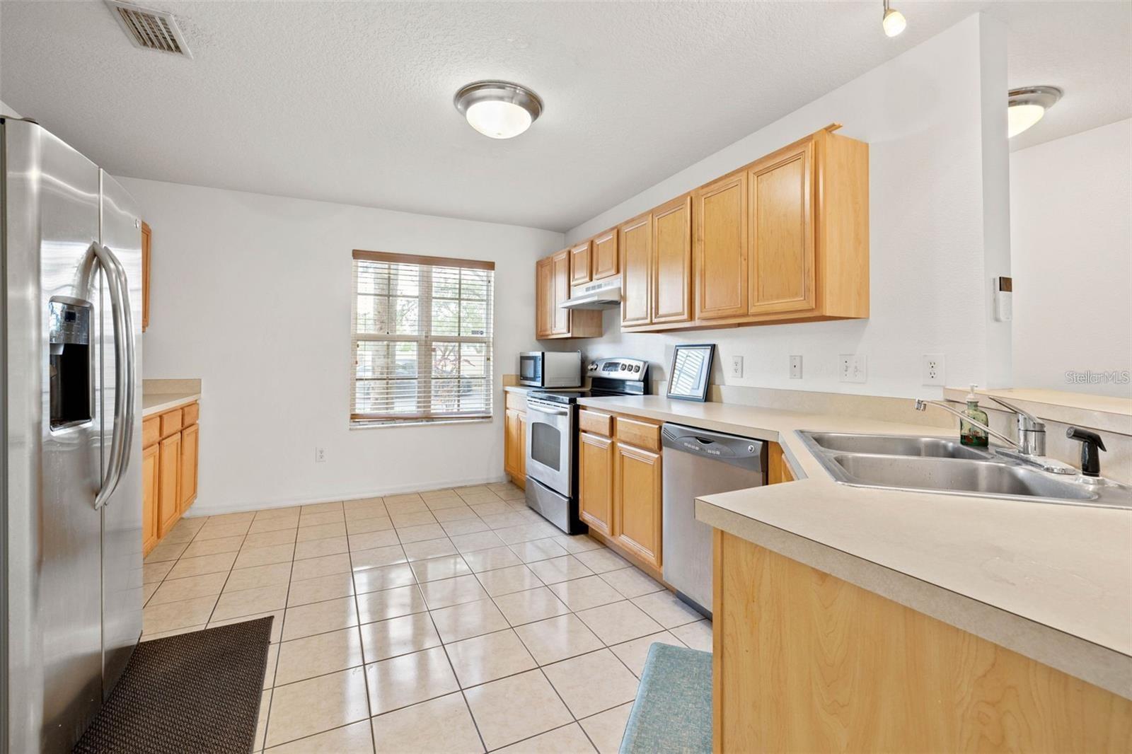 WATERFORD TWNHMS - Residential Lease