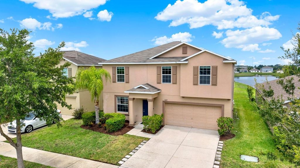 Photo of 10109 Crested Fringe Drive, Riverview, FL 33578 (MLS # TB8521253)