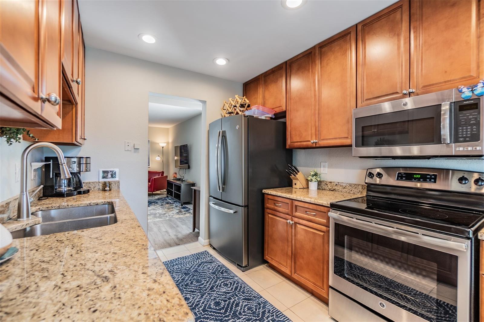 1515 BAYSHORE BOULEVARD 38
