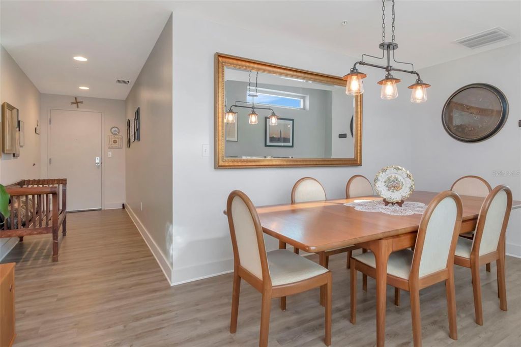 Photo of 1208 E Kennedy Blvd #914, Tampa, FL 33602 (MLS # TB8460855)