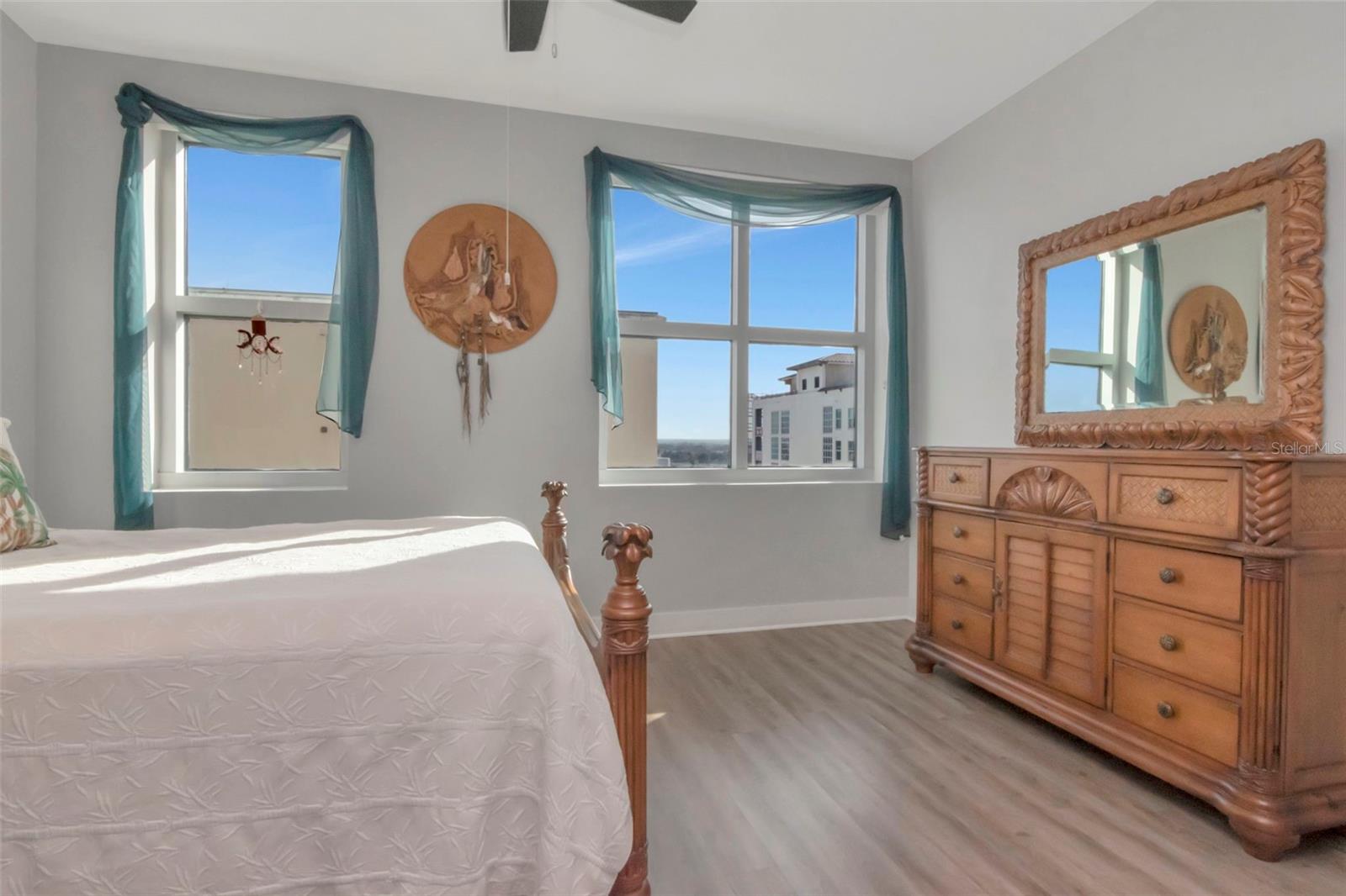 GRAND CENTRAL AT KENNEDHY - Residential