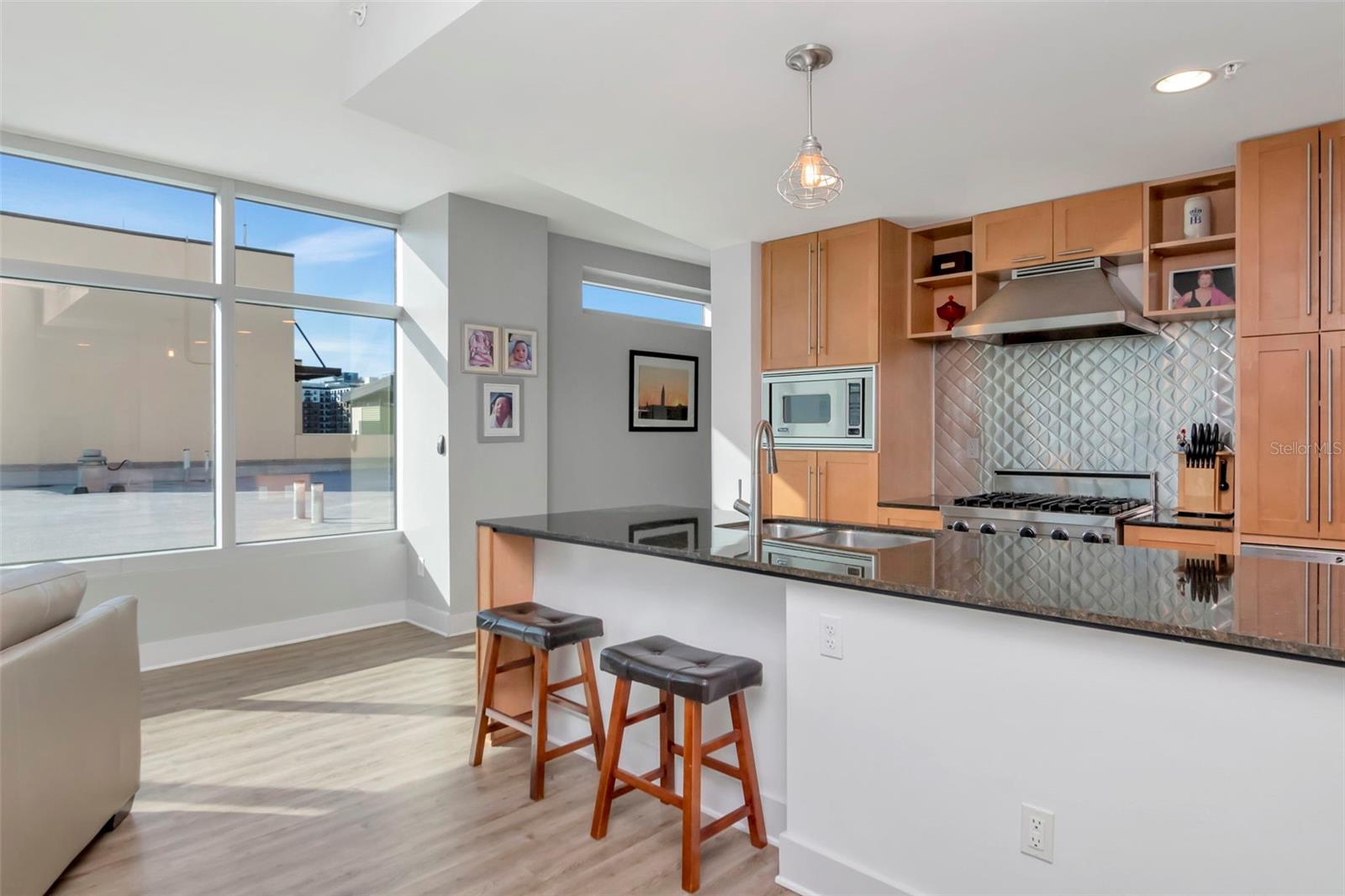 GRAND CENTRAL AT KENNEDHY - Residential