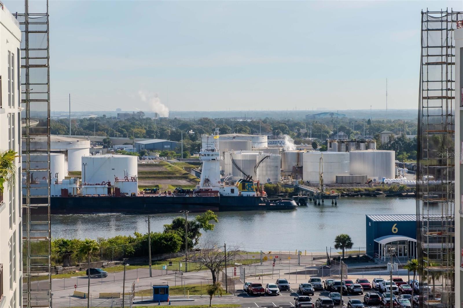 GRAND CENTRAL AT KENNEDHY - Residential