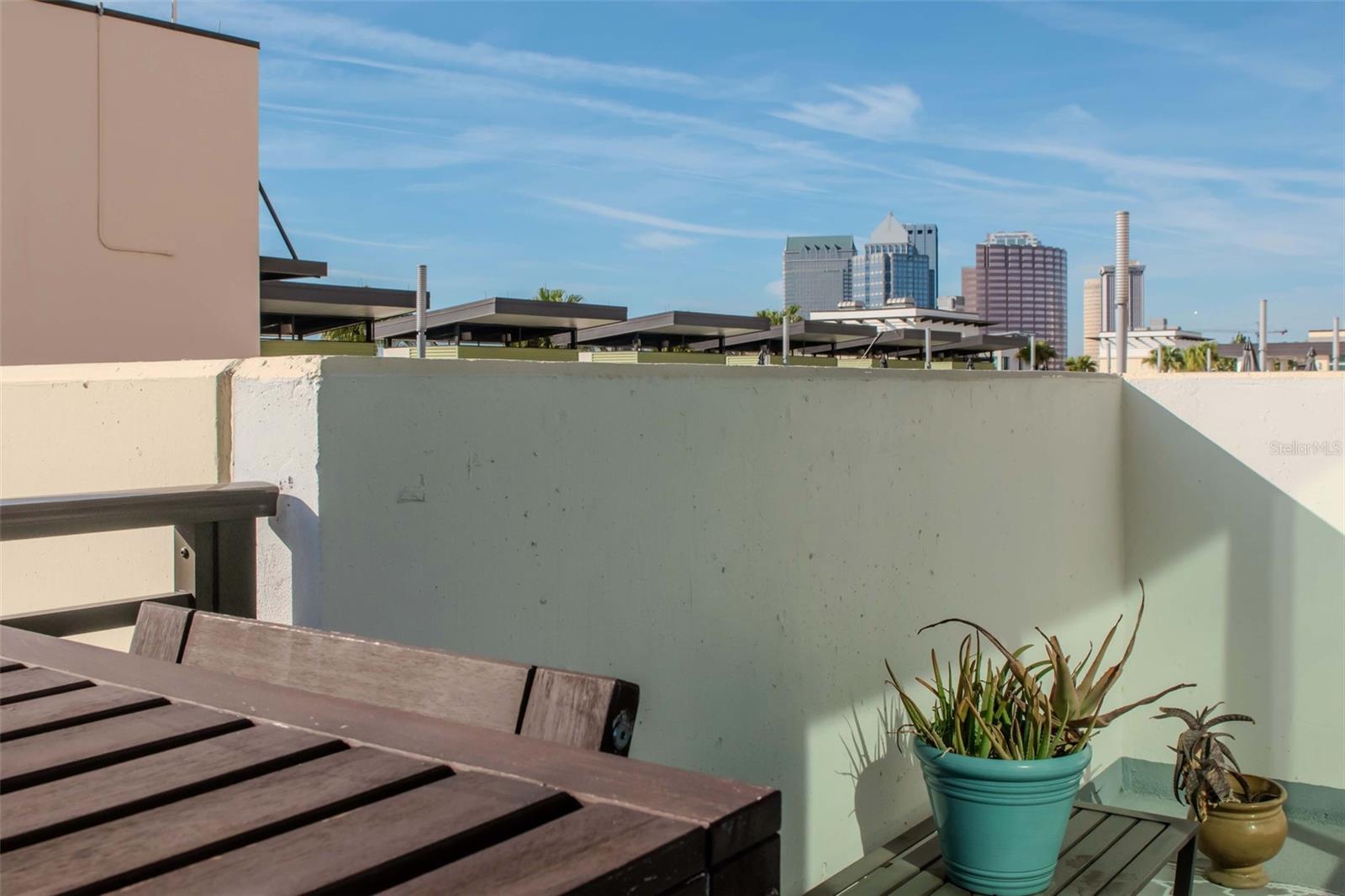 GRAND CENTRAL AT KENNEDHY - Residential