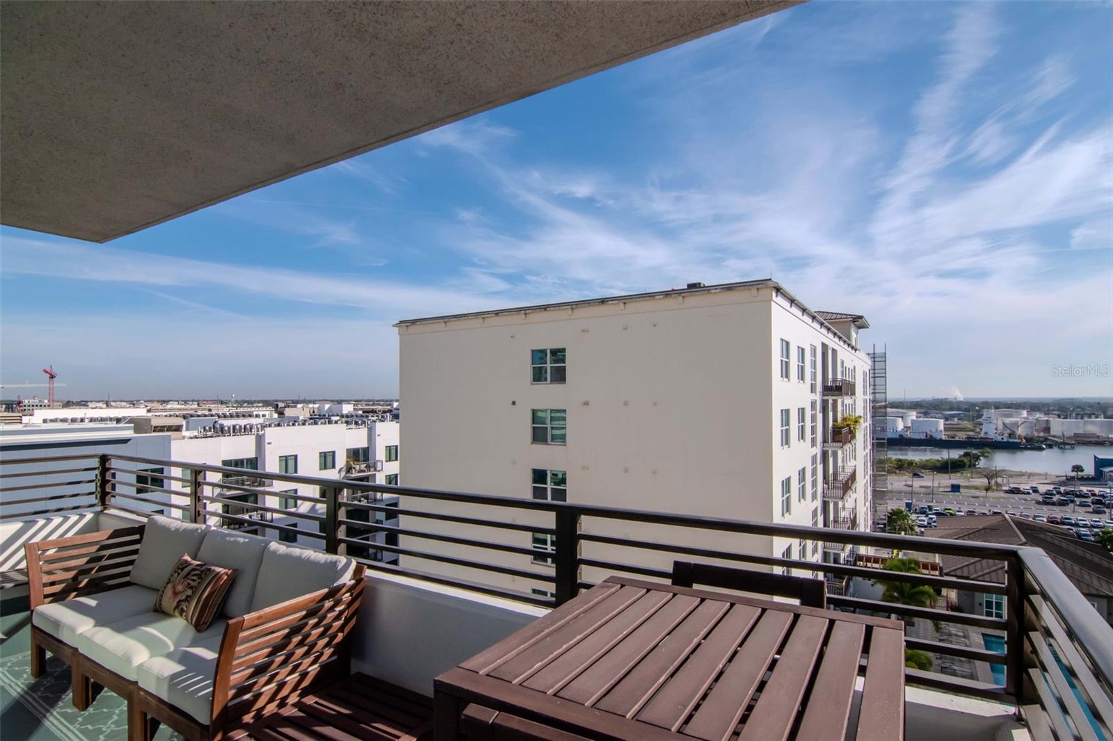 GRAND CENTRAL AT KENNEDHY - Residential