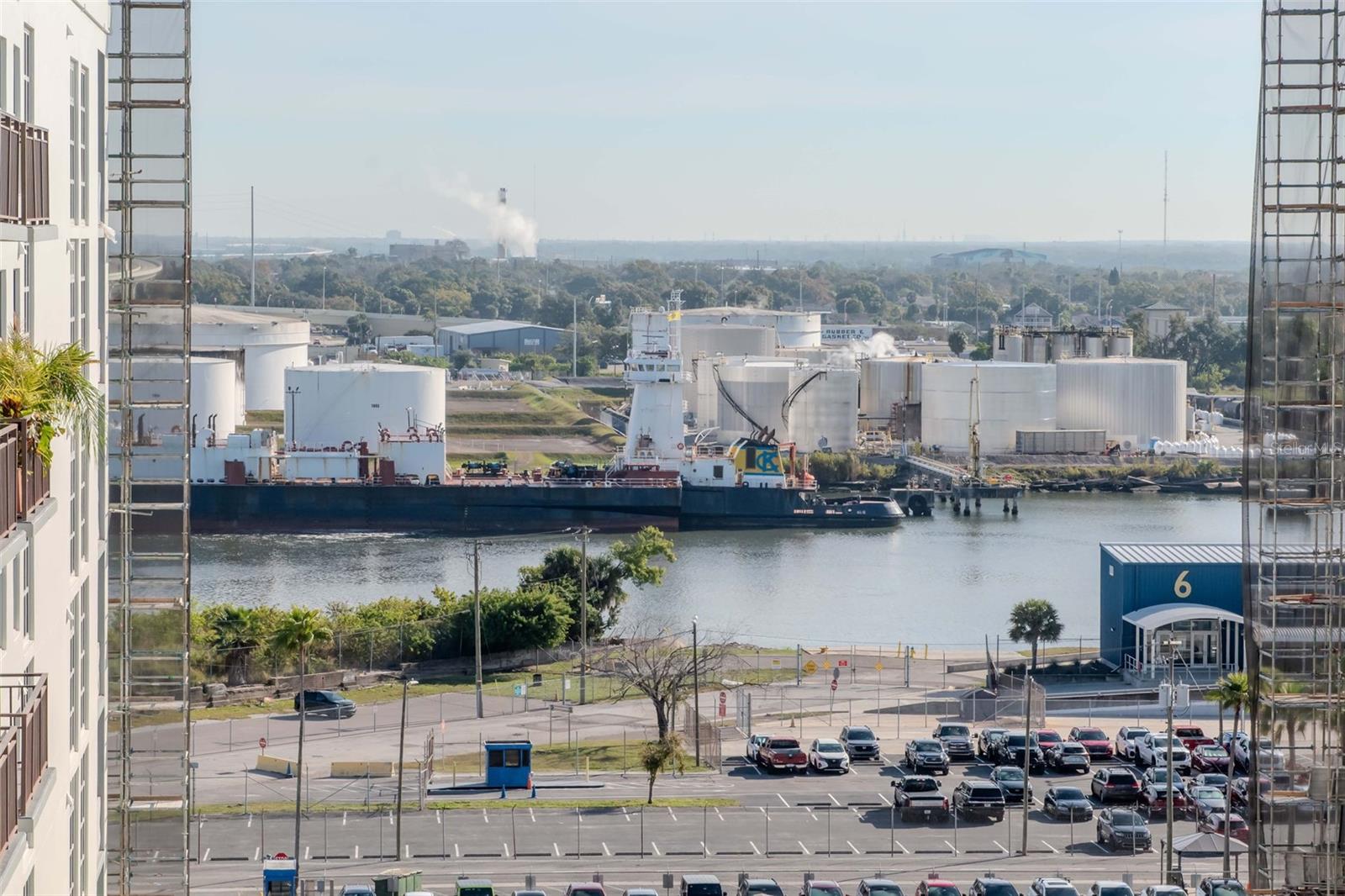 GRAND CENTRAL AT KENNEDHY - Residential