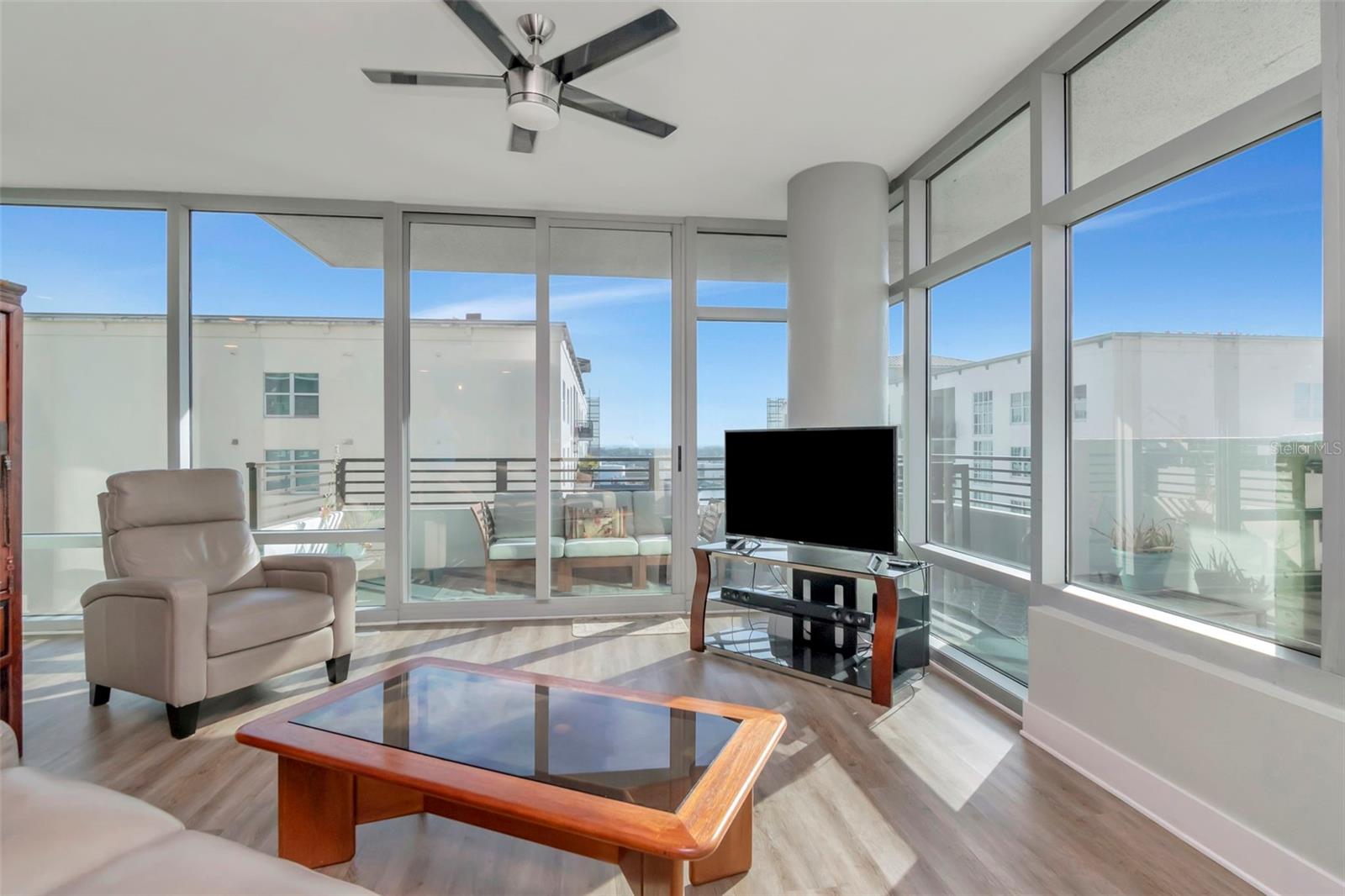 GRAND CENTRAL AT KENNEDHY - Residential