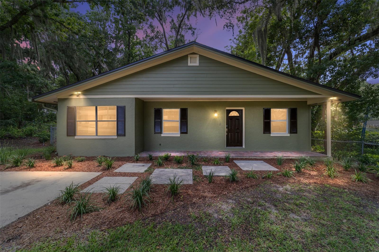 755 SE 29TH TERRACE