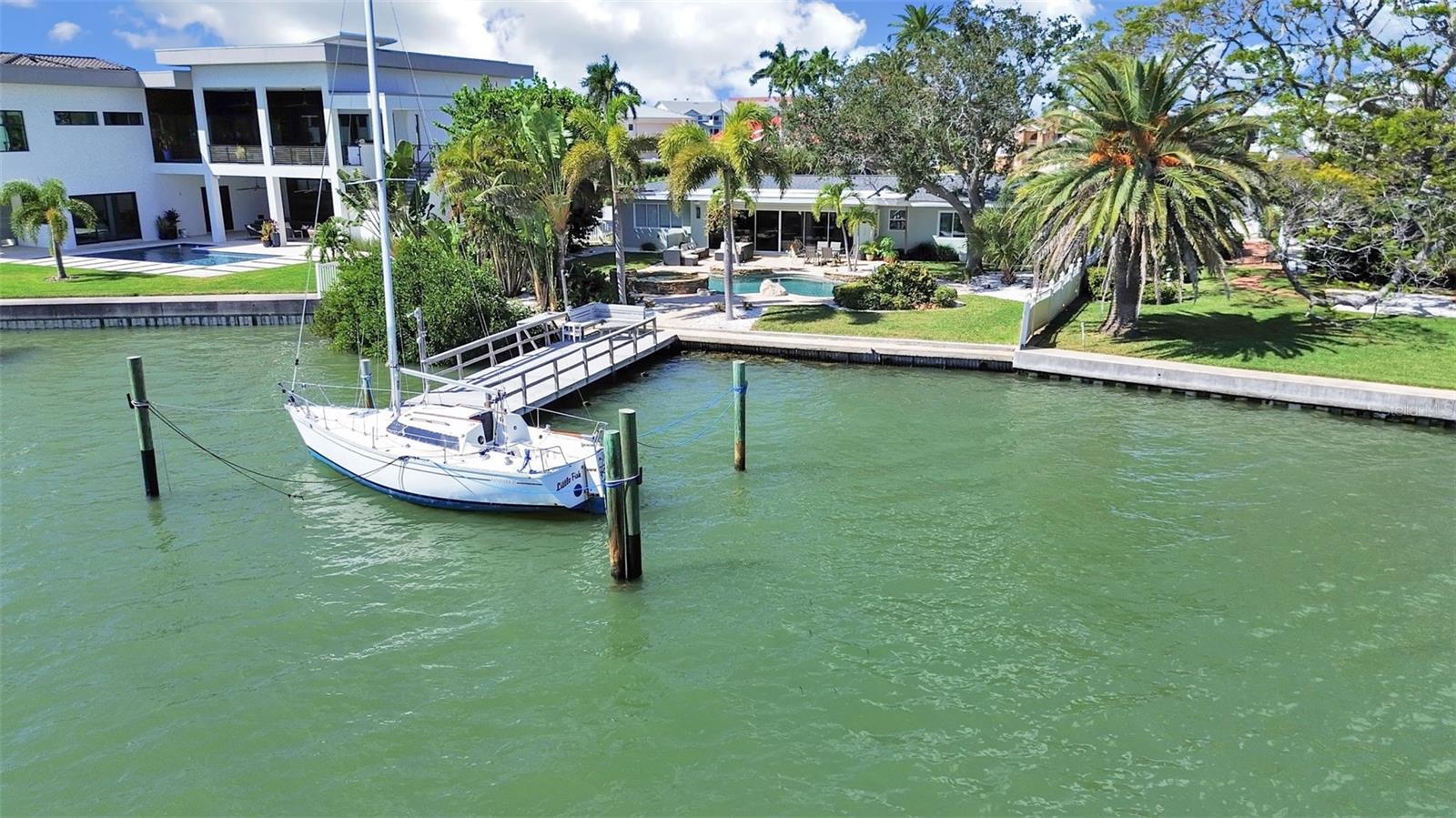 339 BATH CLUB BOULEVARD S