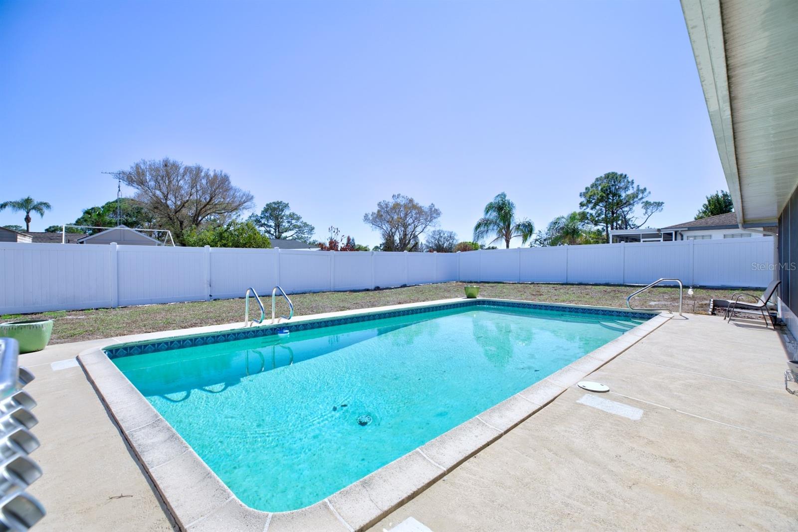 SUN N LAKE - Residential