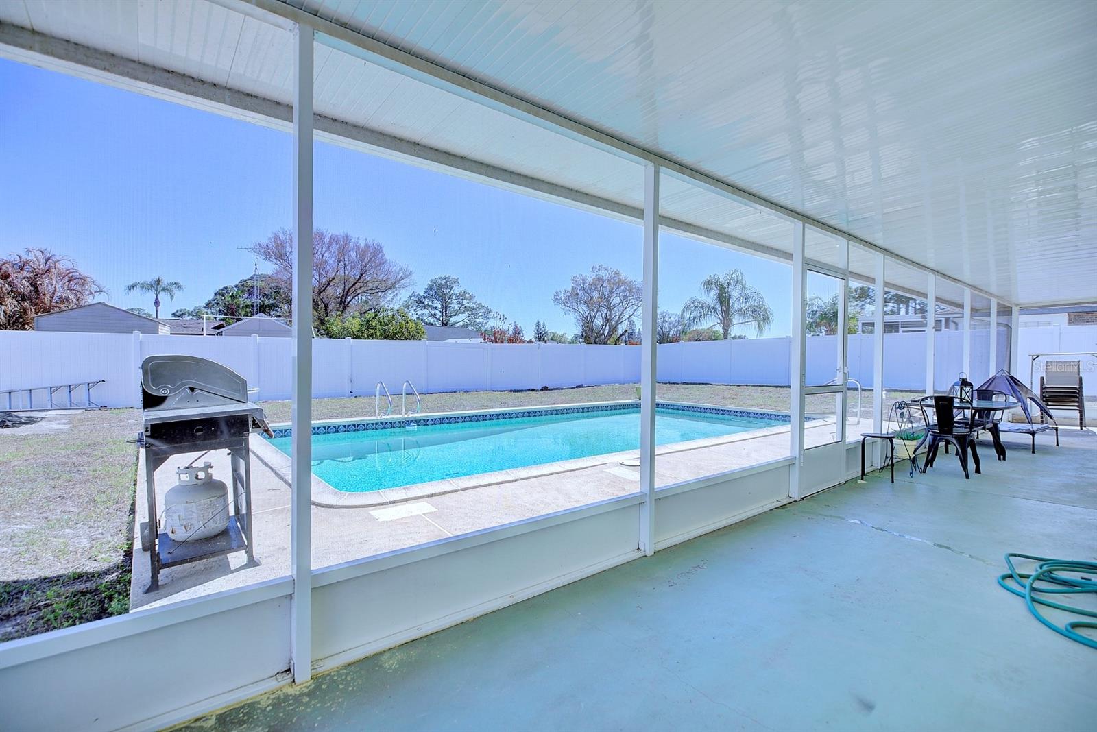 SUN N LAKE - Residential