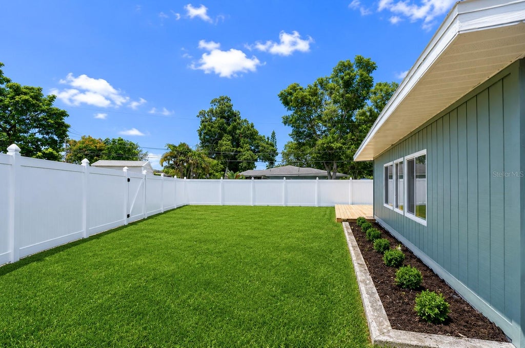 Photo of 1800 Druid Road E, Clearwater, FL 33764 (MLS # TB8537092)