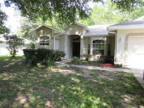 A home in HOMOSASSA