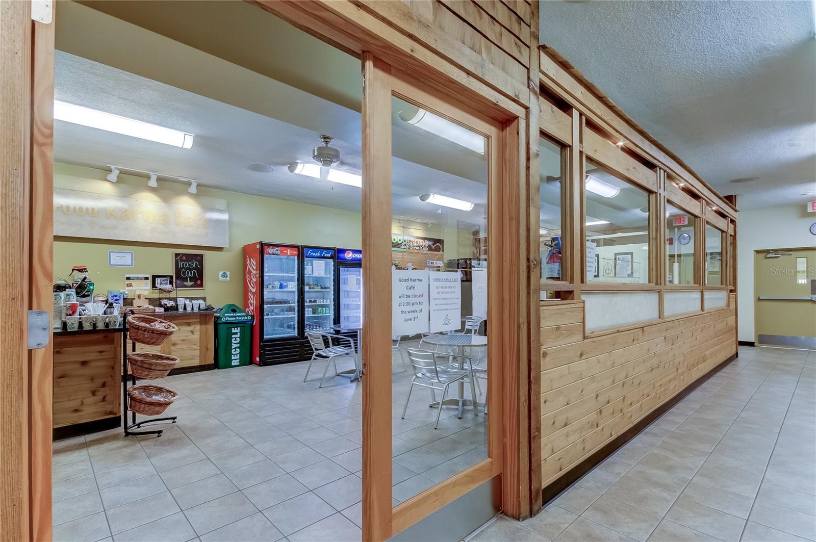 ON TOP OF THE WORLD - Residential